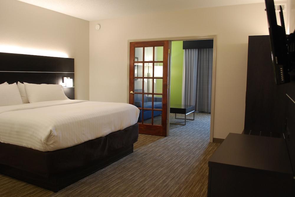 Holiday Inn Express Hotel & Suites Kingsport-Meadowview I-26 By Ihg Екстериор снимка