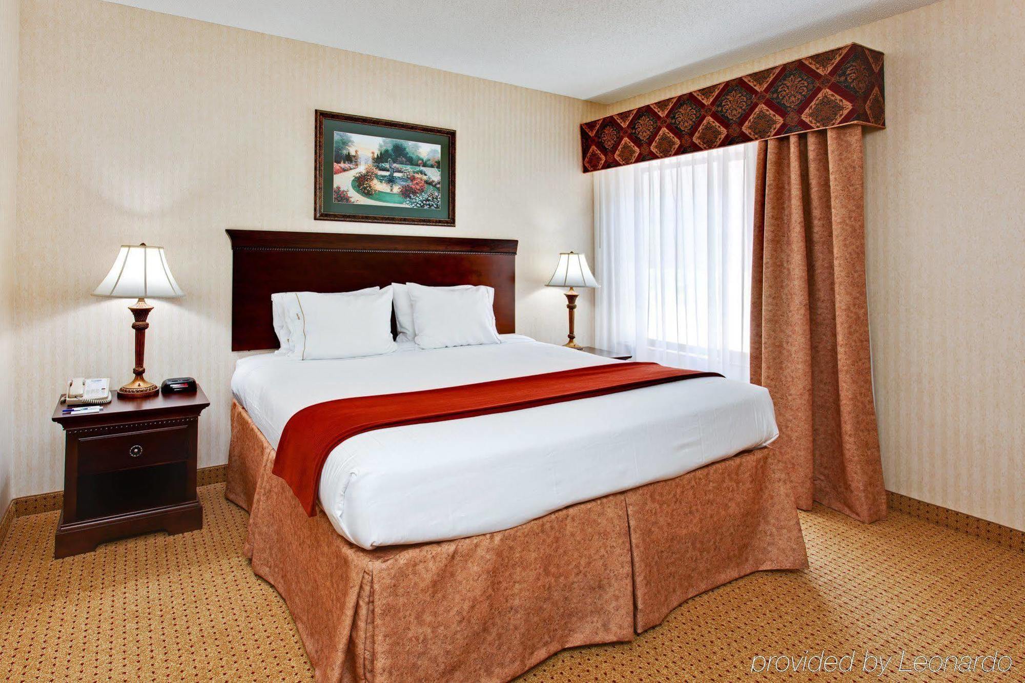 Holiday Inn Express Hotel & Suites Kingsport-Meadowview I-26 By Ihg Екстериор снимка